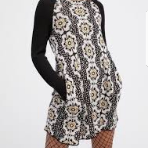 Free People Dresses & Skirts - Free People Floral Sweater Dress